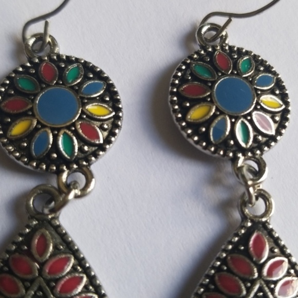 Vintage water Drop statment Earrings - Picture 5 of 7